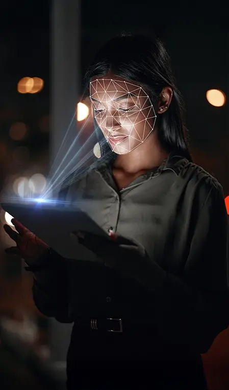 Plataforma integral de gestión migratoria con automatización documental, procesos digitales e integración biométrica basada en Alfresco e IDEMIA.